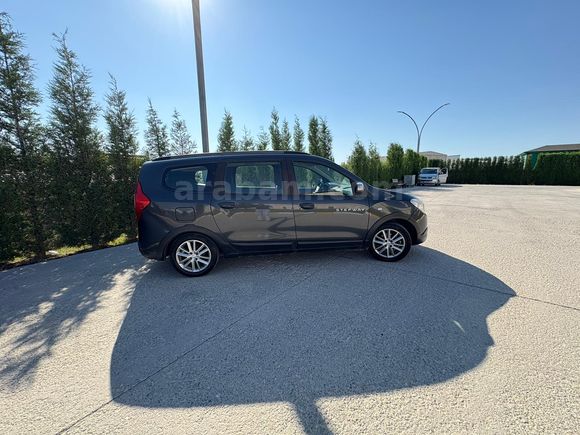 Sahibinden Dacia Lodgy 1.5 dCi Stepway 2017 Model 