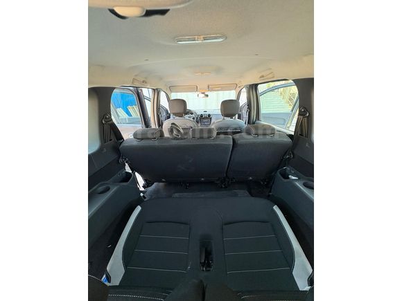Sahibinden Dacia Lodgy 1.5 dCi Stepway 2017 Model 