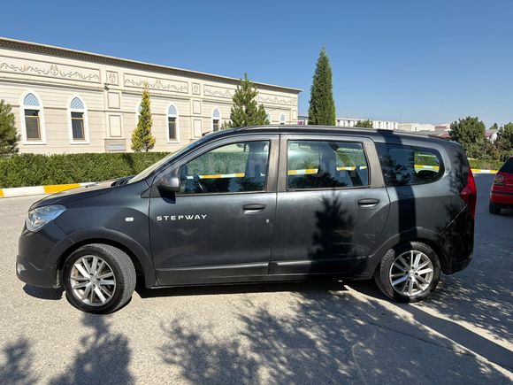 Sahibinden Dacia Lodgy 1.5 dCi Stepway 2017 Model 
