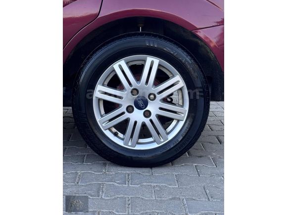 *YAMAN'DAN*2004 DEĞİSENSİZ FOCUS COLLECTİON HB 297BİN KM