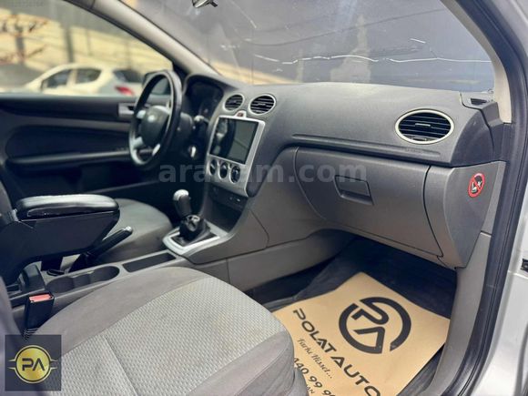 POLAT AUTODAN TEMİZ BAKIMLI FORD FOCUS COLLECTİON