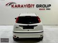 2005-FORD-FOCUS-1.6 -COLLECTİON-LPG-BEYAZ-TERTEMİZZ