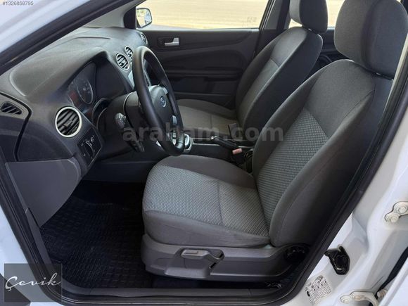 **BOYASIZ**FORD FOCUS 1.6 COLLECTİON**OTOMATİK 215.000KM**