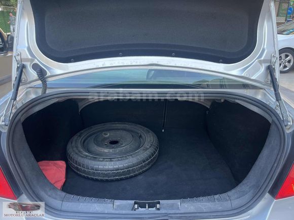 ELİT OTOMOTİV'DEN HATASIZ BOYASIZ FORD FOCUS 1.6 COLLECTİON