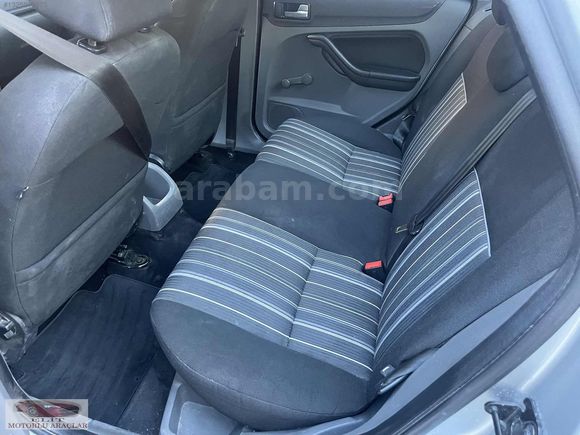 ELİT OTOMOTİV'DEN HATASIZ BOYASIZ FORD FOCUS 1.6 COLLECTİON