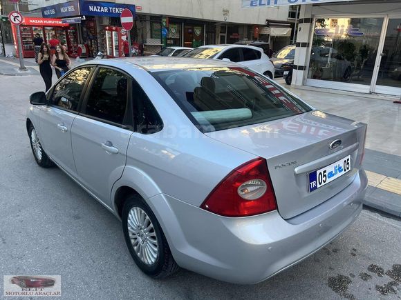 ELİT OTOMOTİV'DEN HATASIZ BOYASIZ FORD FOCUS 1.6 COLLECTİON