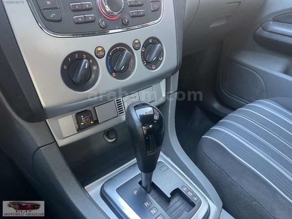 ELİT OTOMOTİV'DEN HATASIZ BOYASIZ FORD FOCUS 1.6 COLLECTİON