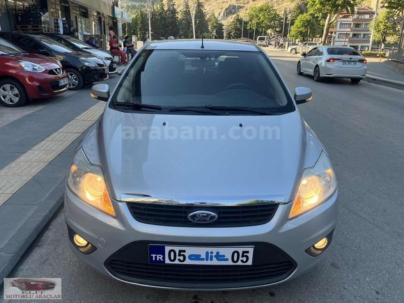 ELİT OTOMOTİV'DEN HATASIZ BOYASIZ FORD FOCUS 1.6 COLLECTİON