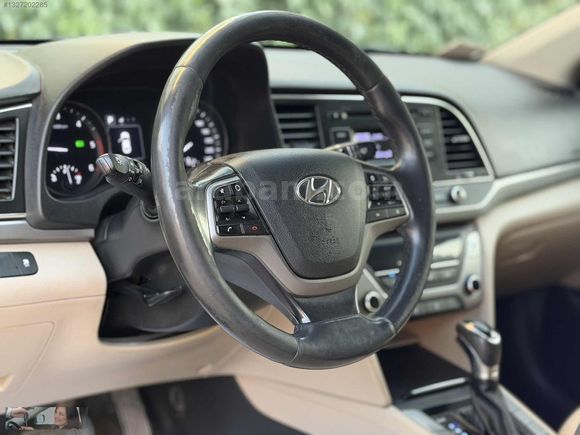 2017 BOYASIZ HATASIZ ELANTRA 1.6 CRDİ STYLE PLUS DCT