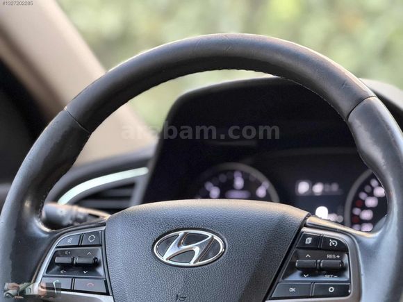 2017 BOYASIZ HATASIZ ELANTRA 1.6 CRDİ STYLE PLUS DCT