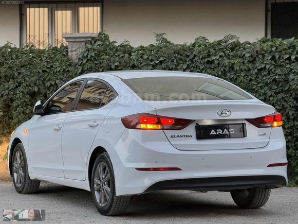 2017 BOYASIZ HATASIZ ELANTRA 1.6 CRDİ STYLE PLUS DCT