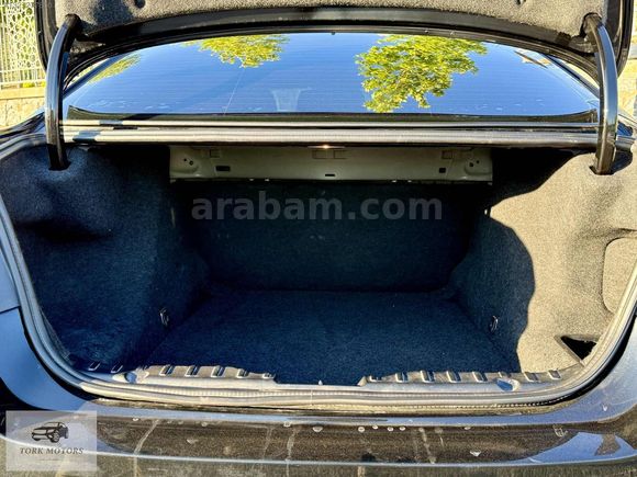 2015 BMW 520i KM 230 BİNDE PREMİUM NBT MDİREKSİYON VAKUM KAPI