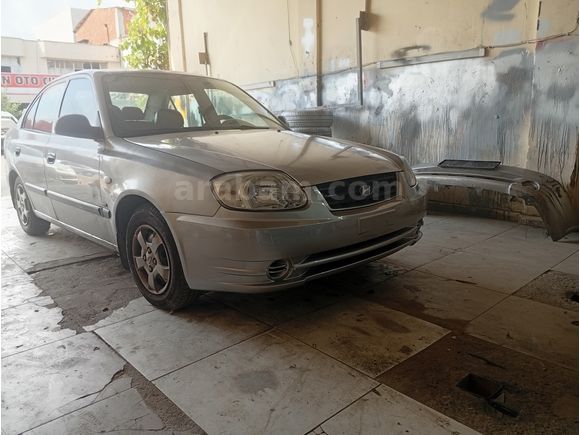 Sahibinden Hyundai Accent 1.3 Admire 2004 Model 