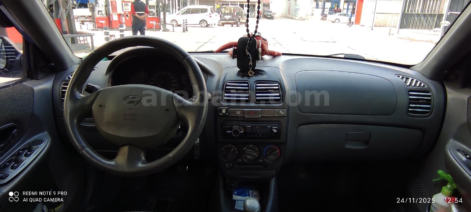 Sahibinden Hyundai Accent 1.3 LX 2001 Model Adana 4