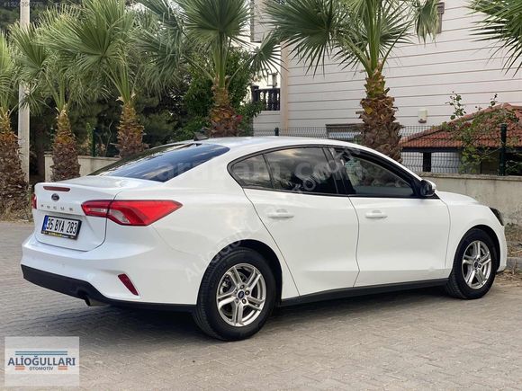 ALİOĞULLARINDAN HATASIZ BOYASIZ '25' Bin Kmde Ford Focus Sedan
