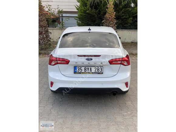 ALİOĞULLARINDAN HATASIZ BOYASIZ '25' Bin Kmde Ford Focus Sedan