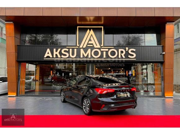 "AKSU MOTOR'S"2023/FORD FOCUS/CARPLAY/TİTANİUM/HATASIZ