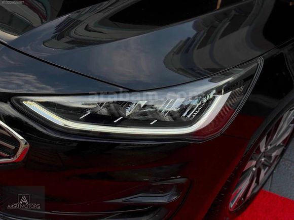 "AKSU MOTOR'S"2023/FORD FOCUS/CARPLAY/TİTANİUM/HATASIZ