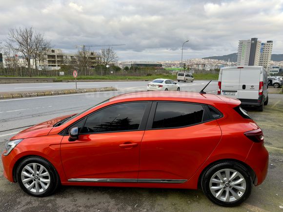 Sahibinden Renault Clio 1.0 TCe Touch 2023 Model 