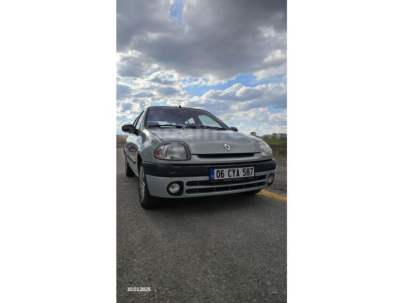 Sahibinden Renault Clio 1.6 RXT 2000 Model  260.000 km Gri