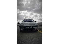 Sahibinden Renault Clio 1.6 RXT 2000 Model  260.000 km Gri