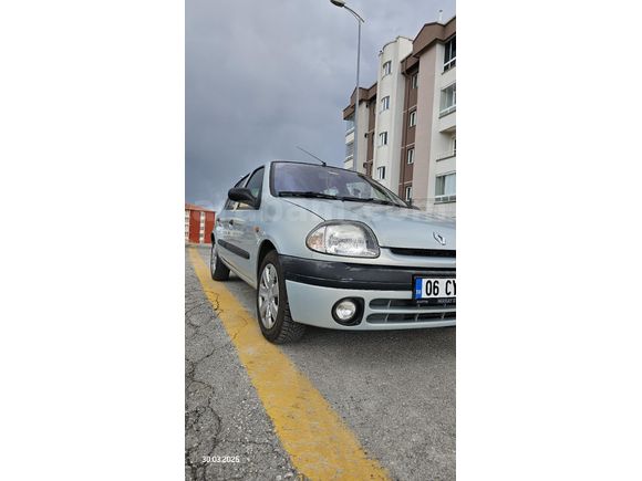 Sahibinden Renault Clio 1.6 RXT 2000 Model  260.000 km Gri