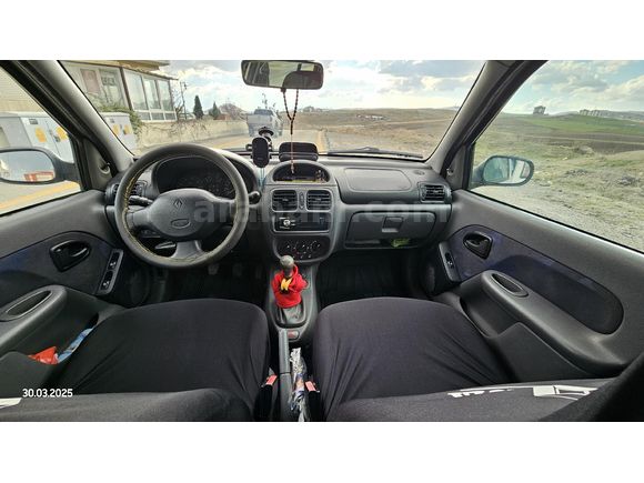 Sahibinden Renault Clio 1.6 RXT 2000 Model  260.000 km Gri