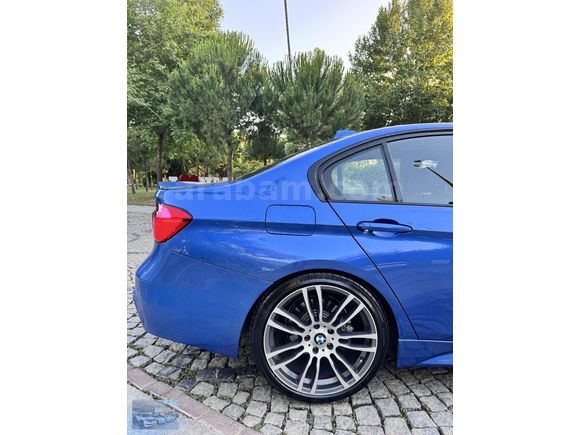2014 BMV 3.20İ M PLUS DEĞİŞENSİZ 1.5 PARÇA BOYALI EKSTRALI