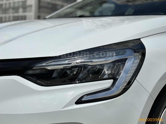MHT AUTO 2023 CLIO 1.0TCE JOY TESLA EKRANLI G.GÖRÜŞ HATSIZ