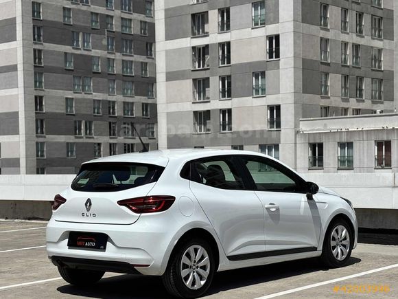MHT AUTO 2023 CLIO 1.0TCE JOY TESLA EKRANLI G.GÖRÜŞ HATSIZ