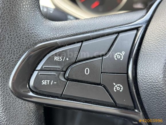 MHT AUTO 2023 CLIO 1.0TCE JOY TESLA EKRANLI G.GÖRÜŞ HATSIZ