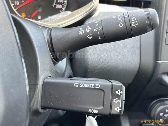 MHT AUTO 2023 CLIO 1.0TCE JOY TESLA EKRANLI G.GÖRÜŞ HATSIZ