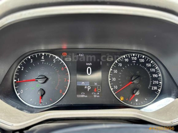MHT AUTO 2023 CLIO 1.0TCE JOY TESLA EKRANLI G.GÖRÜŞ HATSIZ