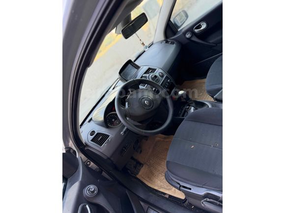 Galeriden Renault Megane 1.5 dCi Dynamique 2005 Model Şanlıurfa