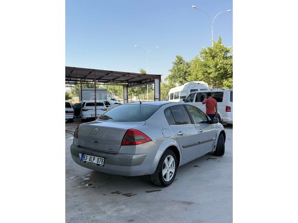 Galeriden Renault Megane 1.5 dCi Dynamique 2005 Model Şanlıurfa
