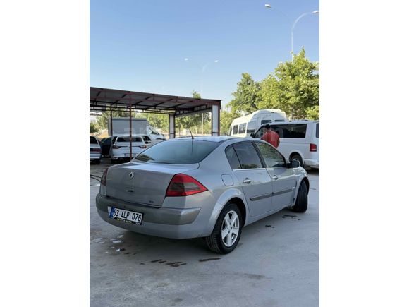 Galeriden Renault Megane 1.5 dCi Dynamique 2005 Model Şanlıurfa