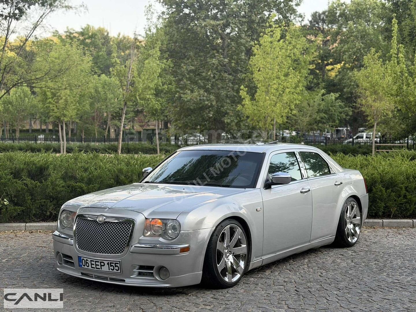 Galeriden Chrysler 300 C 3.0 CRD 2007 Model Ankara 290.000 km Gri 7