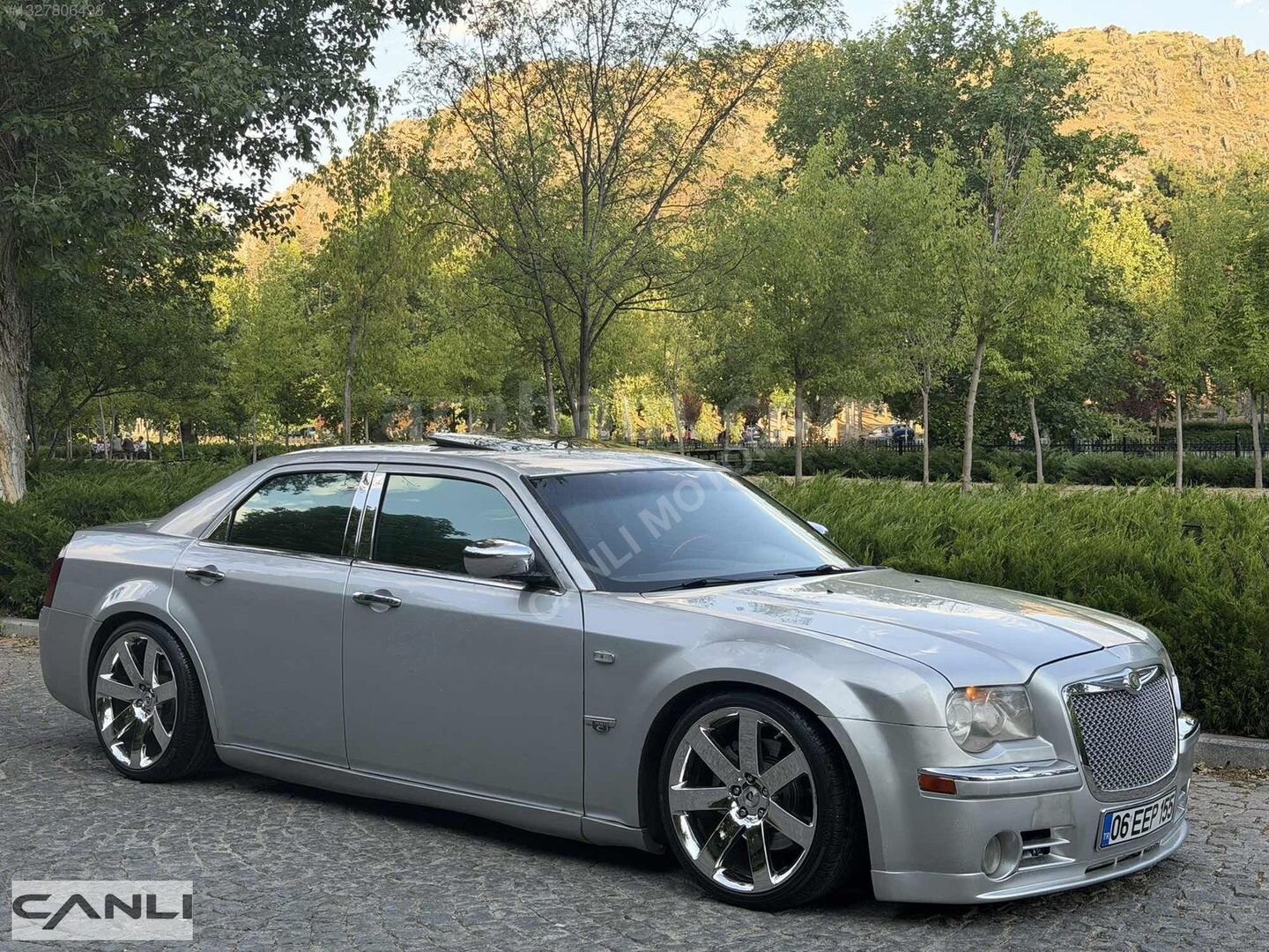 Galeriden Chrysler 300 C 3.0 CRD 2007 Model Ankara 290.000 km Gri 1