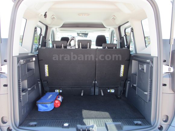 BÜYÜKSOYLU'DAN 2025 TOURNEO COURİER 1.5 ECOBLUE DELUXE 100 HP