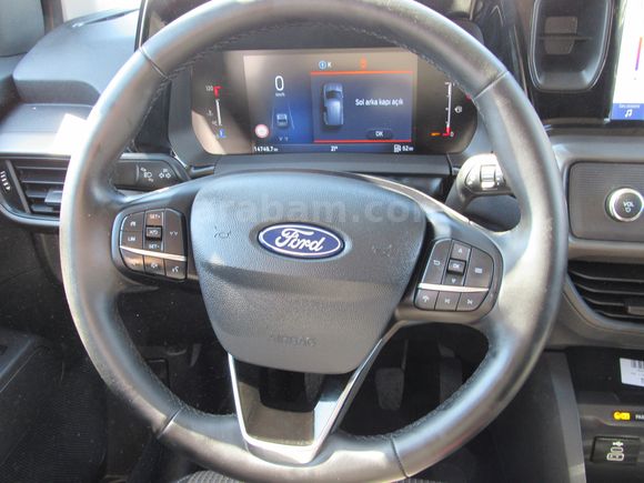 BÜYÜKSOYLU'DAN 2025 TOURNEO COURİER 1.5 ECOBLUE DELUXE 100 HP