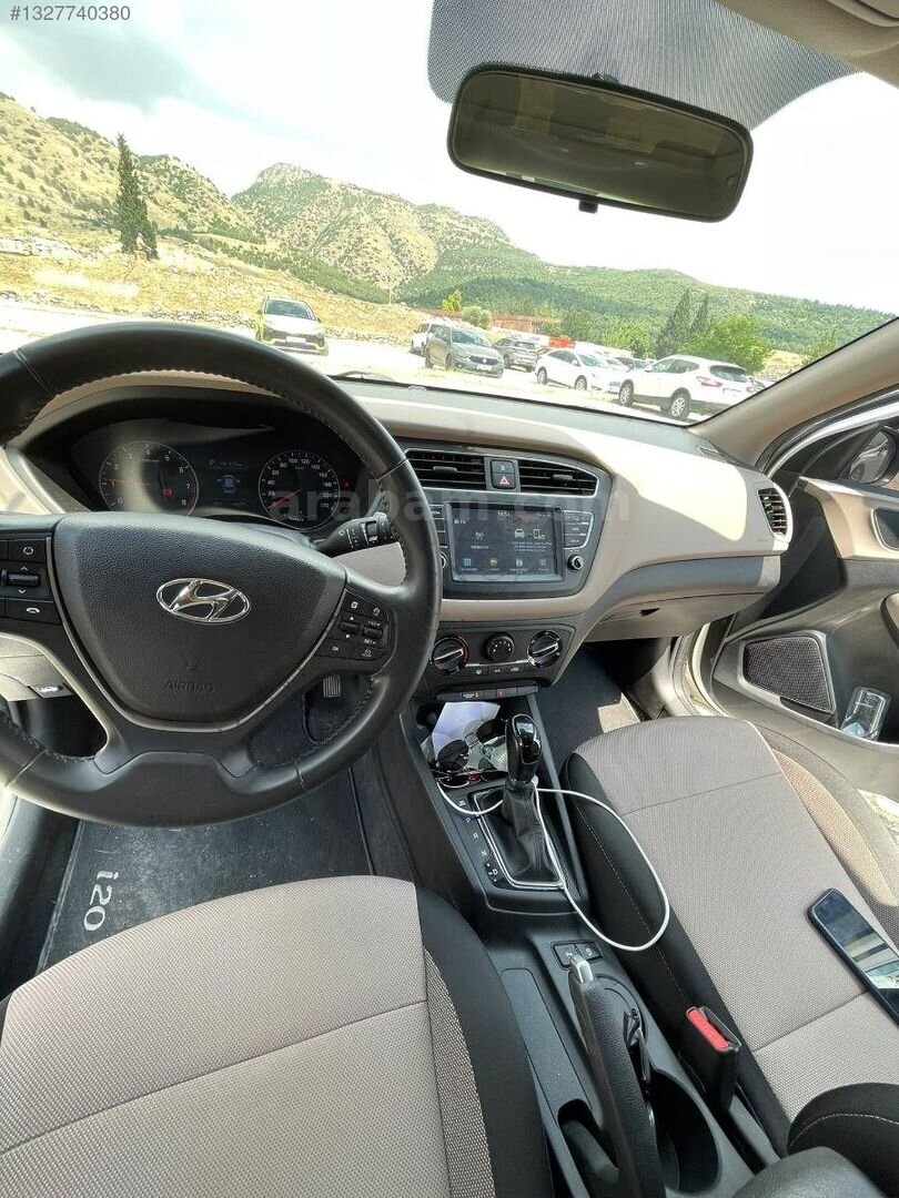 Galeriden Hyundai i20 1.0 T-GDI Style 2019 Model Diyarbakır 64.000 km Beyaz 4