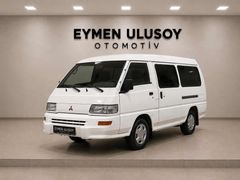 Masrafsız Mitsubishi L300 2.5D Camlı Van 11+1 Takasa Açık
