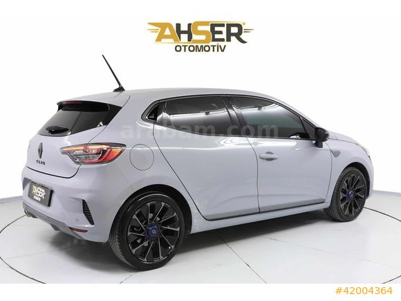 2025 MODEL ESPRIT ALPINE PAKET BOYASIZ TRAMERSİZ 1.0TCE CLIO