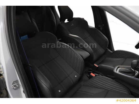 2025 MODEL ESPRIT ALPINE PAKET BOYASIZ TRAMERSİZ 1.0TCE CLIO
