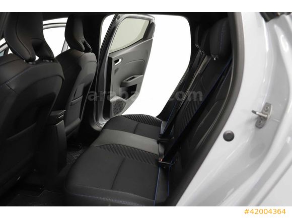 2025 MODEL ESPRIT ALPINE PAKET BOYASIZ TRAMERSİZ 1.0TCE CLIO