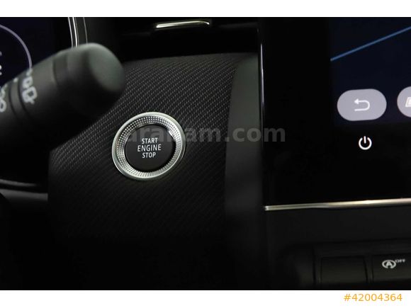 2025 MODEL ESPRIT ALPINE PAKET BOYASIZ TRAMERSİZ 1.0TCE CLIO