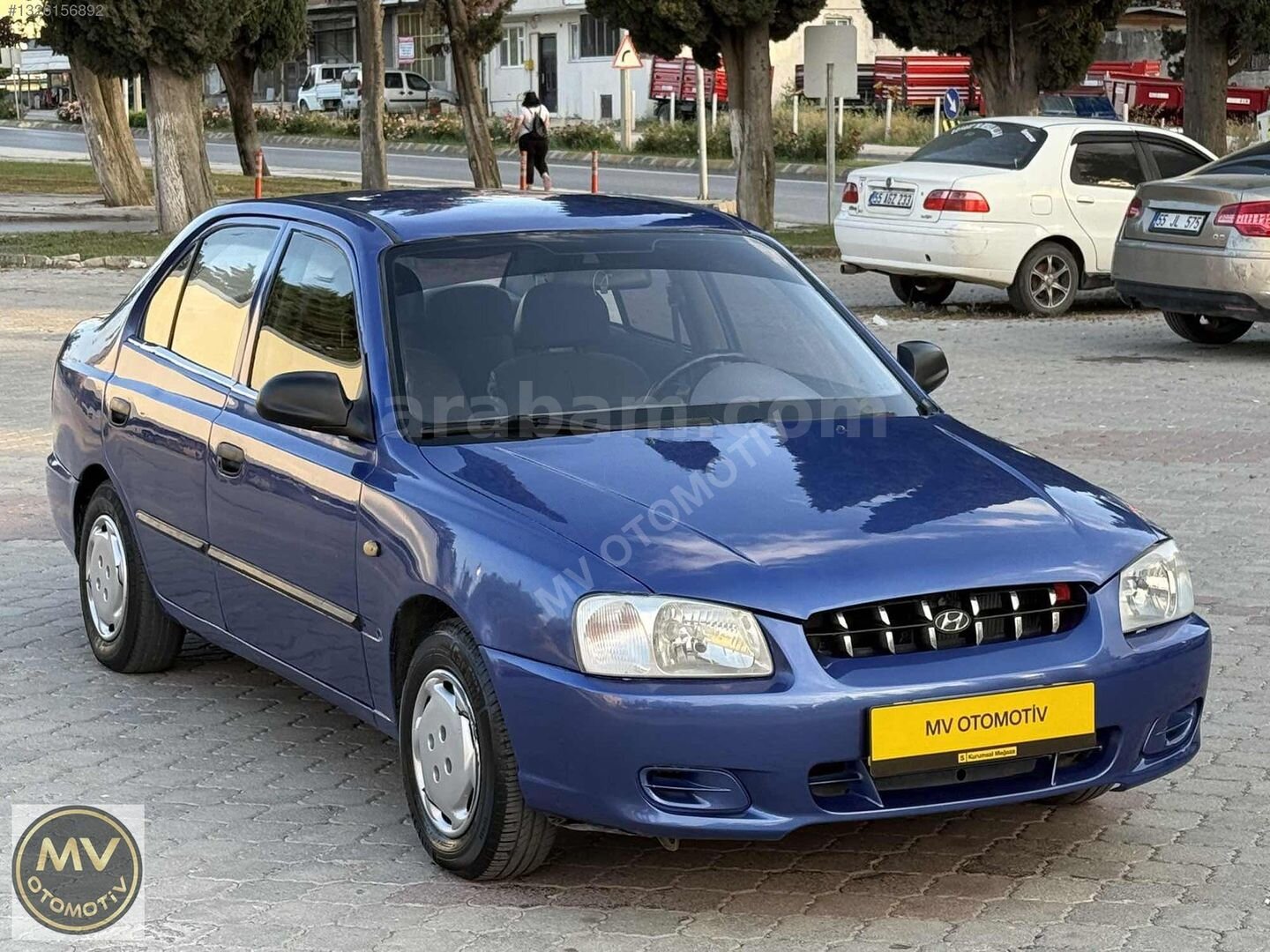Galeriden Hyundai Accent 1.3 LX 2000 Model Samsun 293.000 km Mavi 2