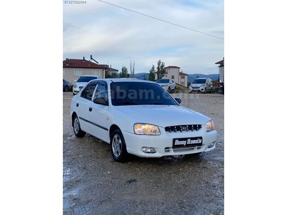 2001 HYUNDAİ ACCENT 1.3 MPi KLİMALI BAKIMLI MASRAFSIZ