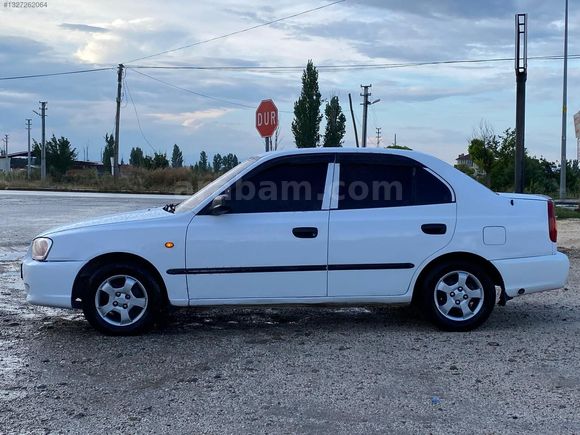 2001 HYUNDAİ ACCENT 1.3 MPi KLİMALI BAKIMLI MASRAFSIZ