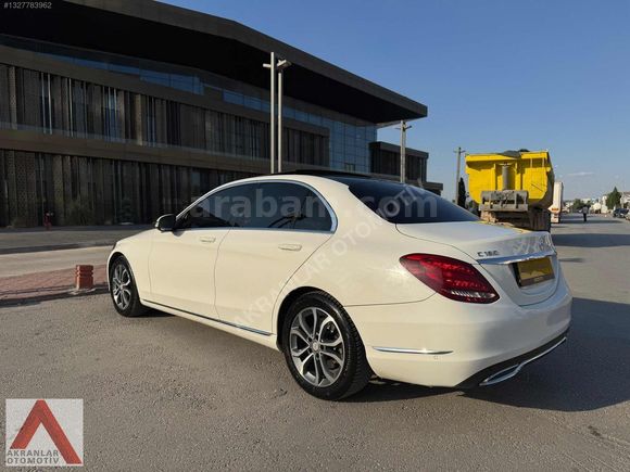 Akranlar dan Mercedes C180